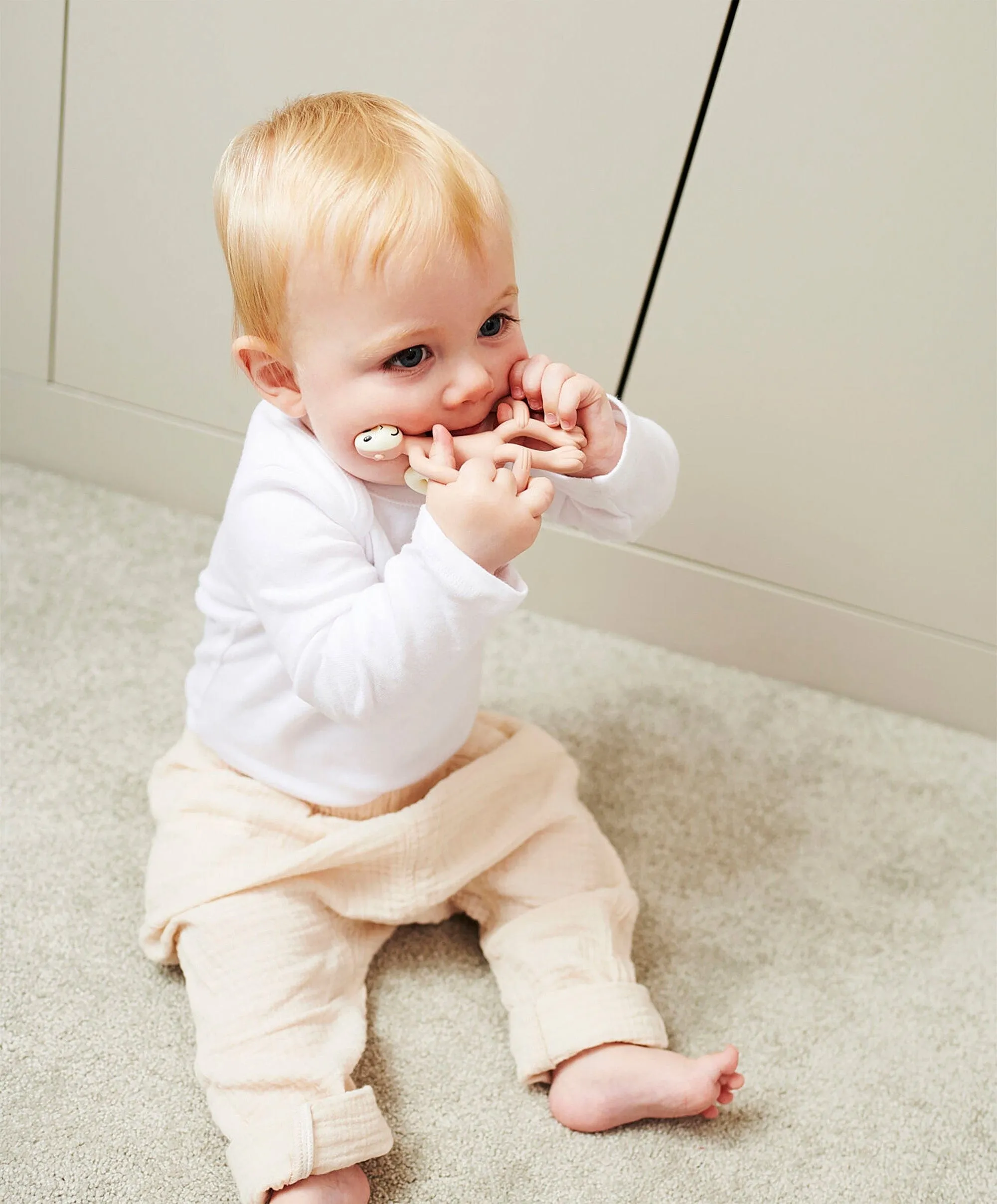 Matchstick Monkey Original Teething Toy in Dusty Pink